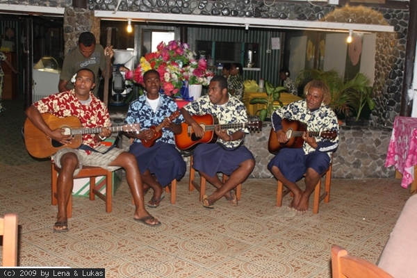 5513 Die Einwohner Fiji